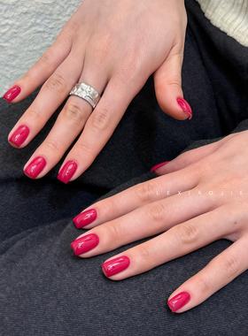 乐小姐大头娃娃76草莓熊显白色系火龙果色玫红色美甲光疗甲油胶