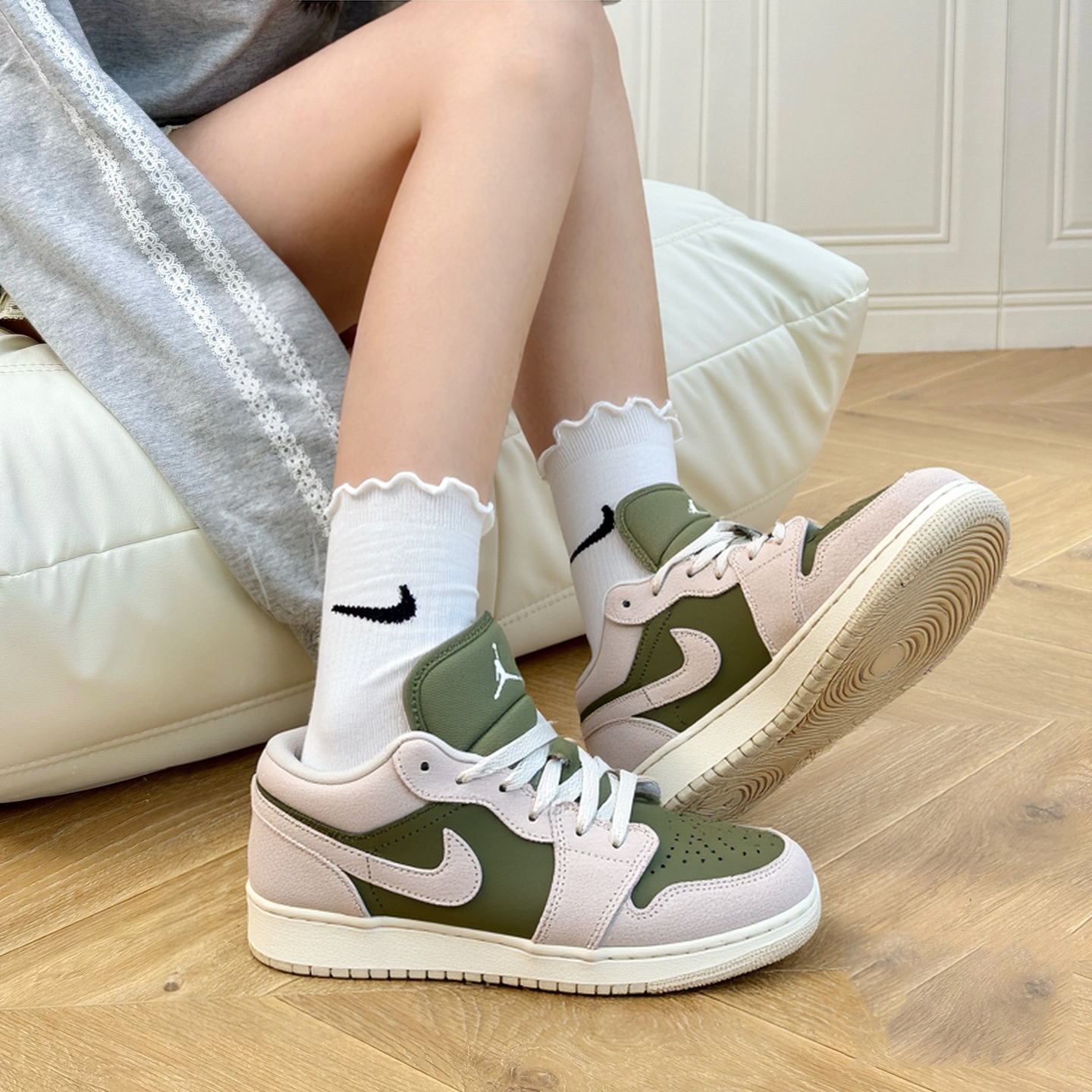 NIKE耐克板鞋女鞋2025冬季AIR JORDAN 1 AJ1 Low休闲鞋大童运动鞋