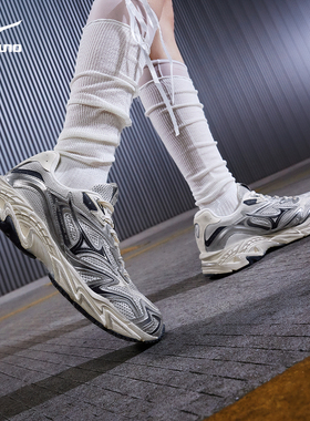 美津浓老爹鞋男鞋女鞋官方旗舰2025新款ADVENTURE V2跑步鞋运动鞋