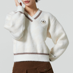 阿迪达斯三叶草女高腰短款毛衣宽松舒适套头衫V领毛衫卫衣KC2687