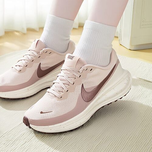 耐克女鞋26新款春季运动鞋REVOLUTION 8健身训练缓震跑步鞋妈妈鞋