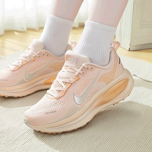 茵特丨nike耐克夏季女鞋VOMERO 18运动鞋训练跑步鞋女HM6804-800