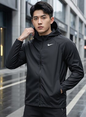 NIKE耐克男装外套春季新款跑步运动服防风梭织连帽夹克BV4871-010