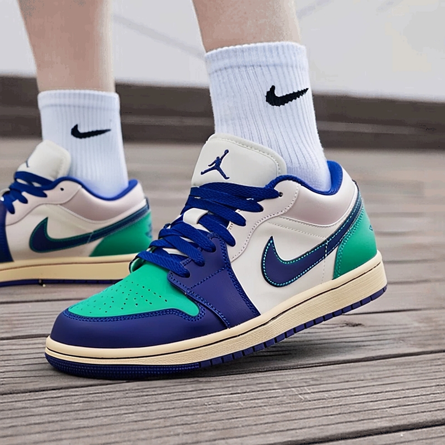 耐克AJ1板鞋男2025秋冬新款Air Jordan 1低帮休闲鞋运动鞋553558