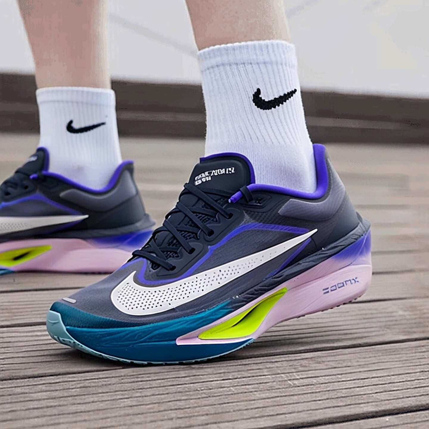 耐克跑鞋男鞋2025冬季ZOOM FLY 6运动鞋缓震碳板竞速跑步鞋FN8454