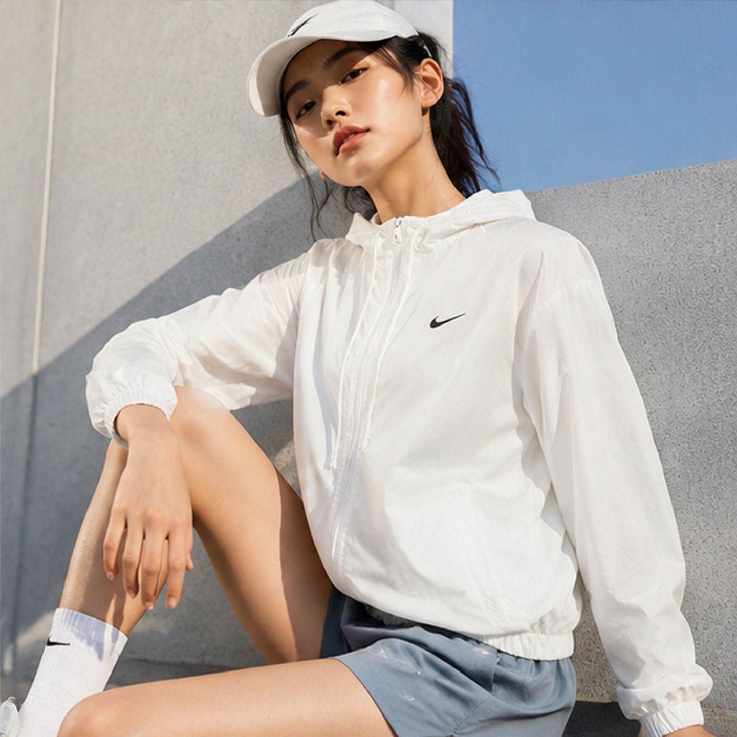 茵特丨NIKE耐克女装夹克外套官方正品防晒服运动服UPF40+皮肤衣女图片