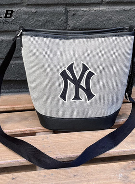 MLB官方女包NY斜跨腋下包男手提包可调节帆布托特水桶包3ABMS072N