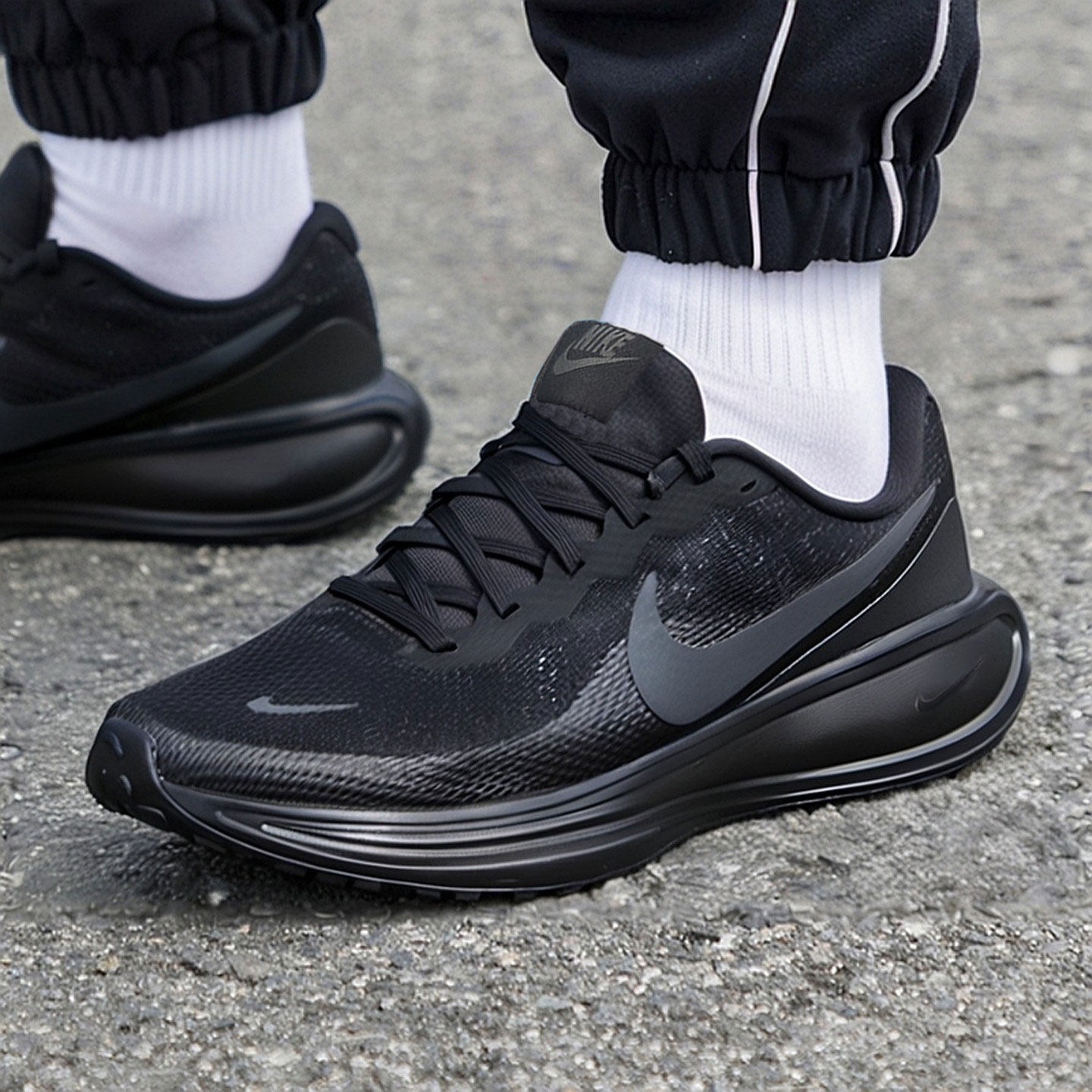 Nike耐克官方男鞋跑鞋2025冬季新款黑武士运动鞋减震休闲鞋跑步鞋,运动鞋new,运动休闲鞋,淘宝优惠券,粉丝福利购,淘宝优惠卷