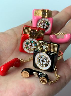 西班牙小众设计辣妹风珐琅釉老式电话机磁铁戒指 INS跨境时尚指环