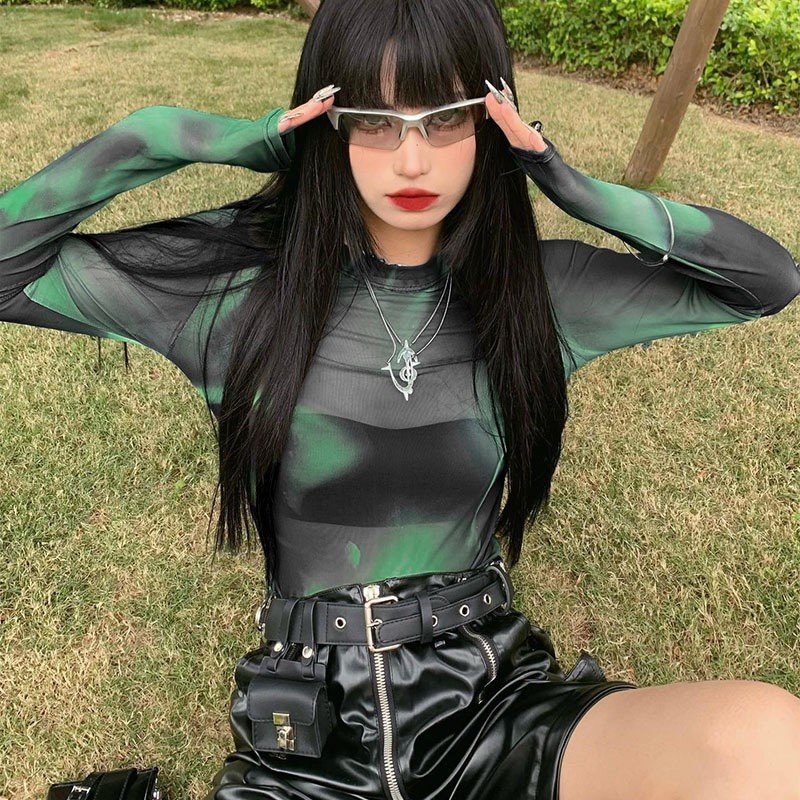 朋克未来感辣妹欧美街舞上衣网纱渐变套头打底修身INS大码女入秋