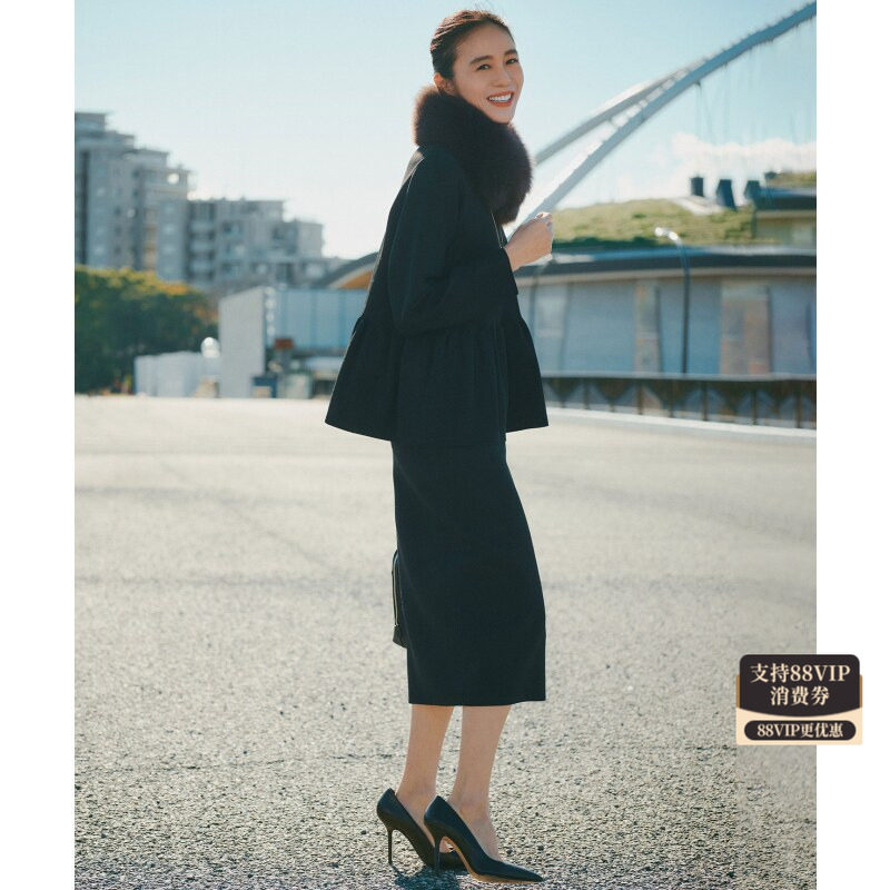 UNFILO BEAUTY FORM KNIT温柔气质荷叶边上衣套装连衣裙女ONWARD