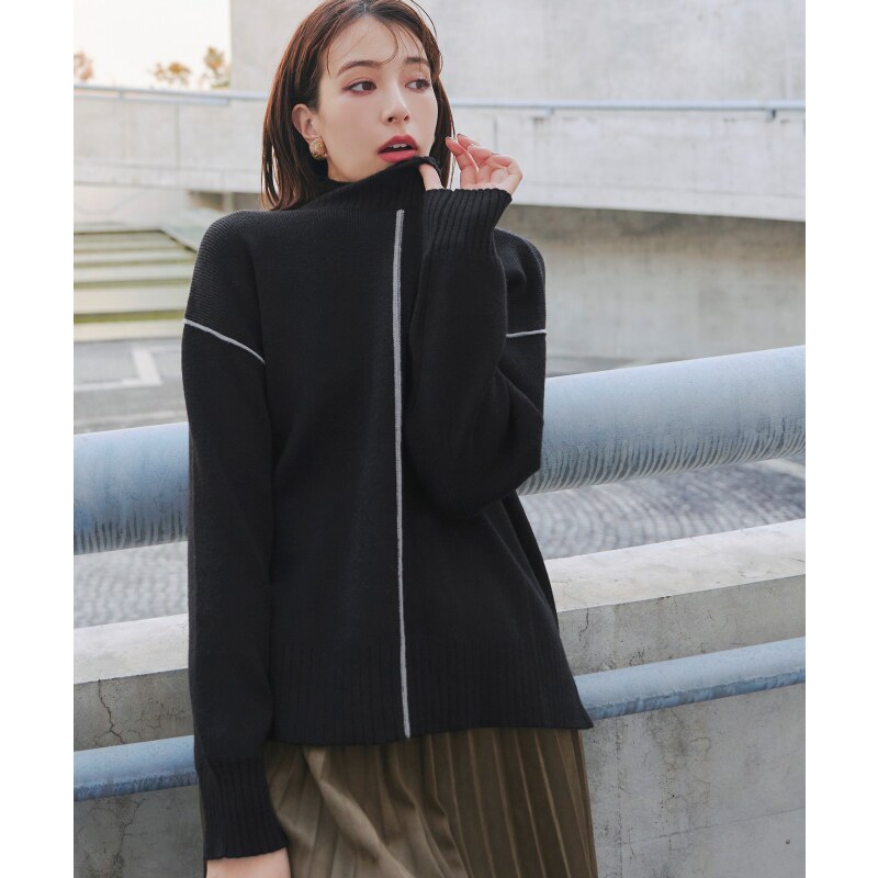 Tiaclasse 撞色设计感针织上衣冬季新款女士线条感显瘦半高领毛衣