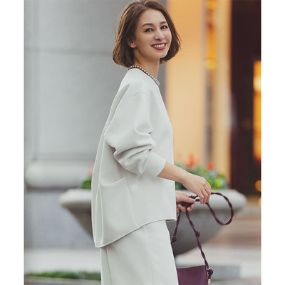 UNFILO时尚精美设计感轻便不易皱美体针织背部拉链开衫女ONWARD