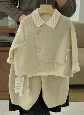 韩版男女童毛呢套装2026秋冬季新款儿童帅气马甲休闲长裤翻领毛衣