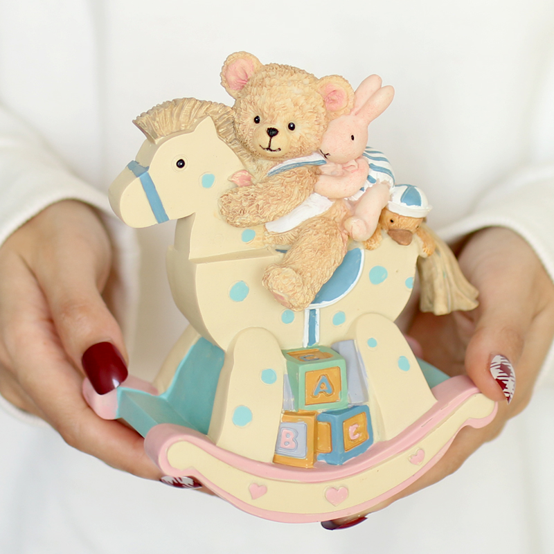  木馬音樂盒兒童節禮物搖馬小熊兔子八音盒送女生小孩嬰兒生日禮物