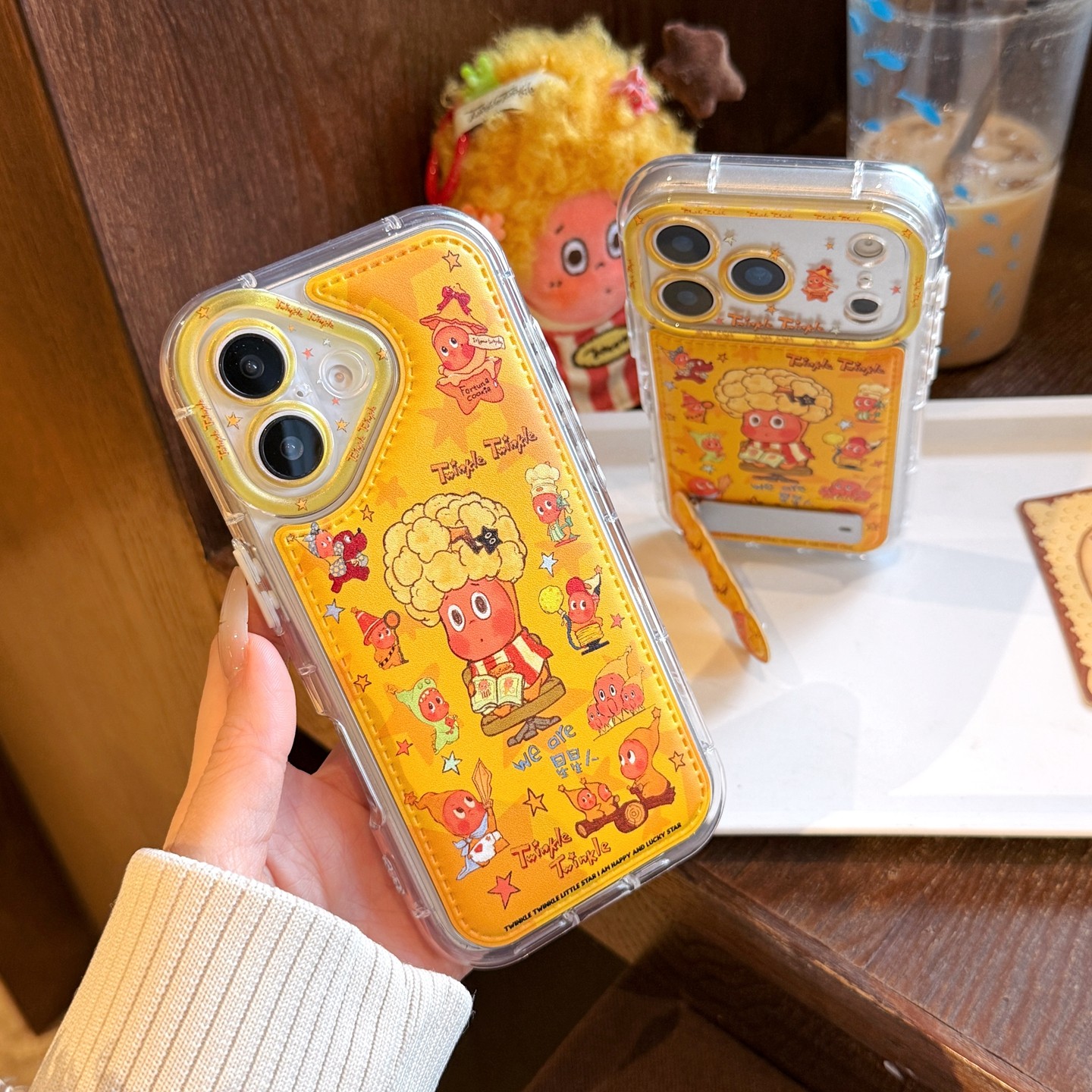 简约时尚卡通图案适用苹果iPhone17promax手机壳透明防摔新款可爱黄色星星人16/15pro手机保护套全包软壳支架