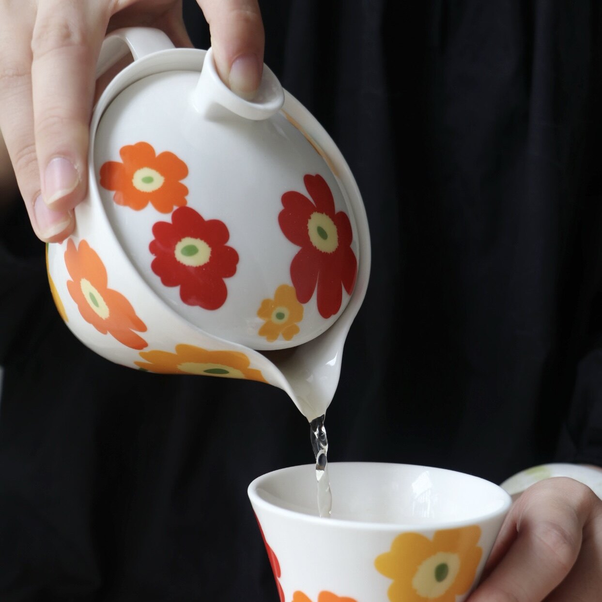 日本东烧出口高端商超 烟火大丽花 手绘陶瓷一壶二杯茶器套装