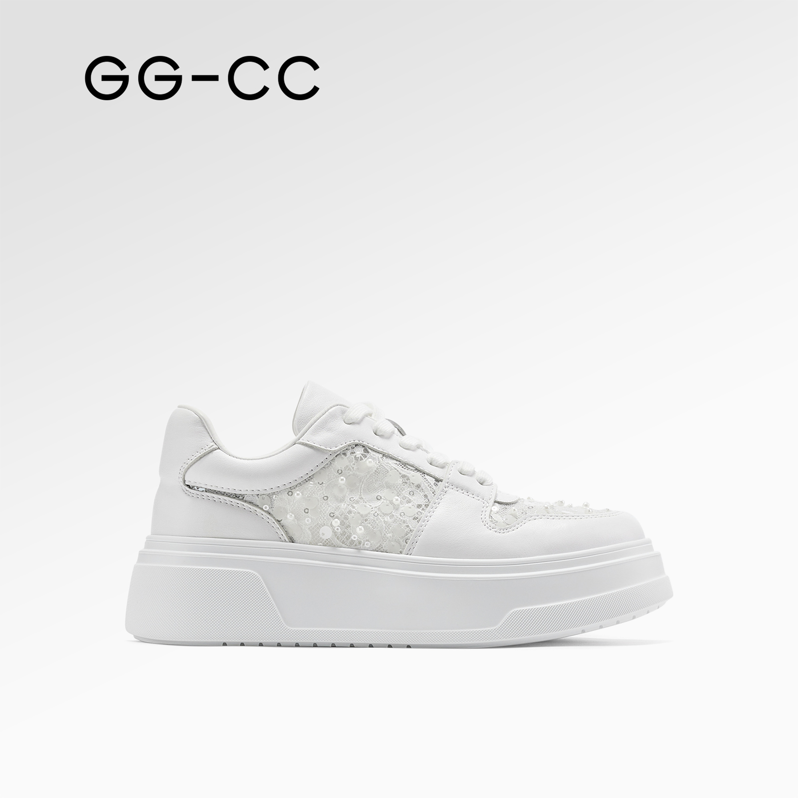 GGCC时尚网面珠片小白鞋
