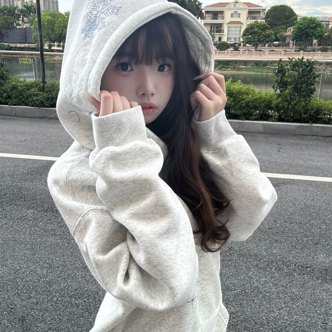 美式复古雪花刺绣连帽卫衣