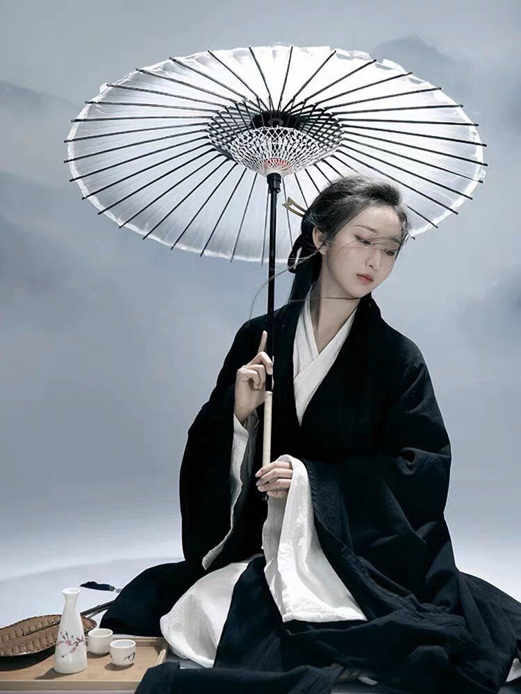 影楼中式汉服拍照道具写真古装摄影复古黑色水墨画伞中国风工笔画