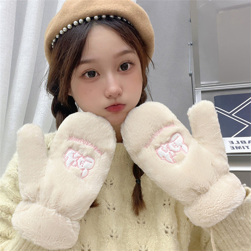女全指挂脖手套刺绣小狗