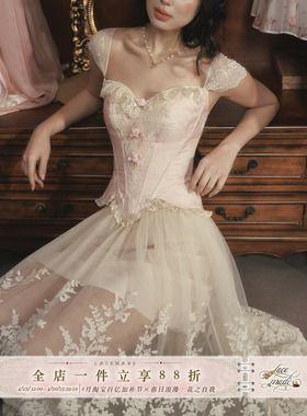 LaceMade 古典花瓣 法式洛可可风甜美少女吊带鱼骨胸衣花瓣上衣女