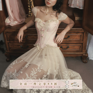 LaceMade 古典花瓣 法式洛可可风甜美少女吊带鱼骨胸衣花瓣上衣女