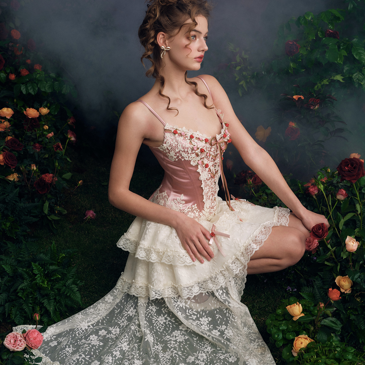 春夏显瘦鱼骨吊带套装女