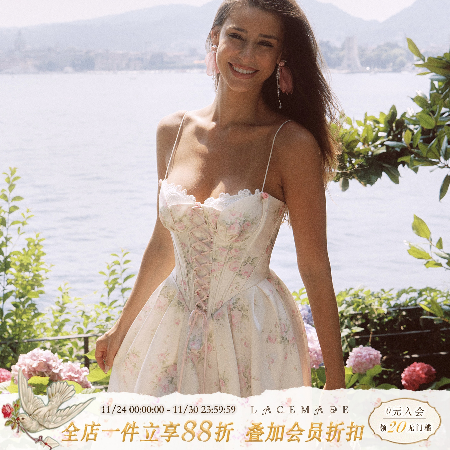 公主风A字裙尼龙印花绑带连衣裙