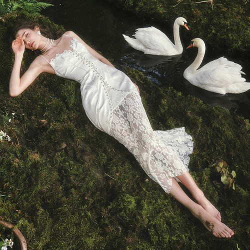 LaceMade 林间天鹅 法式珠光缎面礼服裙吊带连衣裙小个子长裙夏