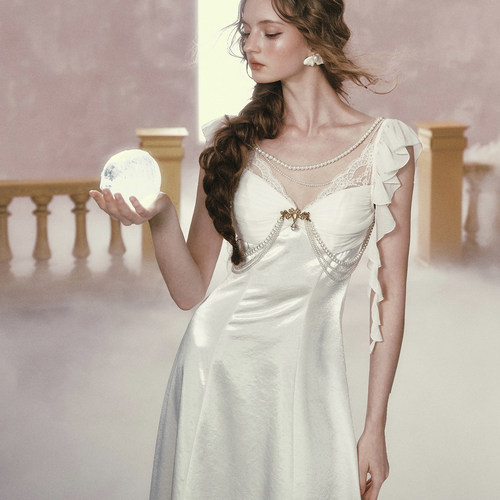 LaceMade 月光加冕礼 法式珠光缎面礼服裙吊带连衣裙小个子长裙夏