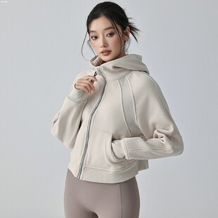 薄绒宽松短款运动外套女显瘦连帽瑜伽服跑步保暖健身衣