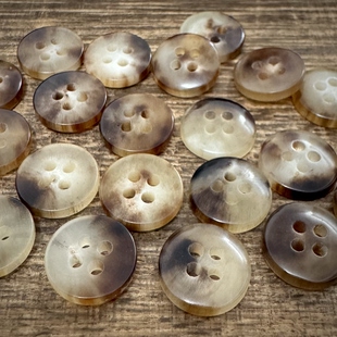 复古纯天然黄牛角扣子衬衫毛衣开衫衬衣扣连衣裙大衣扣衣服装饰扣