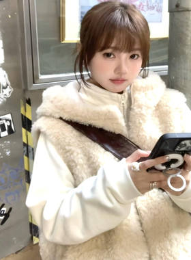 仿羊羔毛连帽马甲背心女秋冬新款休闲百搭宽松无袖仿皮草外套