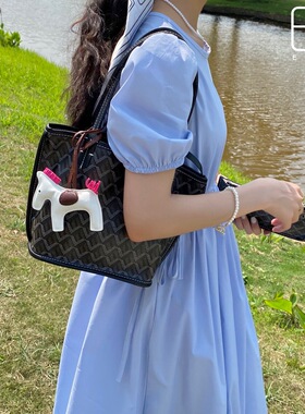 EMO托特包女包包通勤质感小众单肩包轻奢手提狗牙包大容量菜篮子