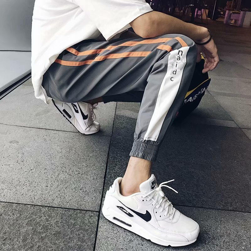 港风裤子男韩版潮流休闲裤s码学生小脚裤bf原宿风男生束脚运动裤在类目 男装, 休闲裤中 - 来自Buy2taobao.com提供专业的淘宝代购服务