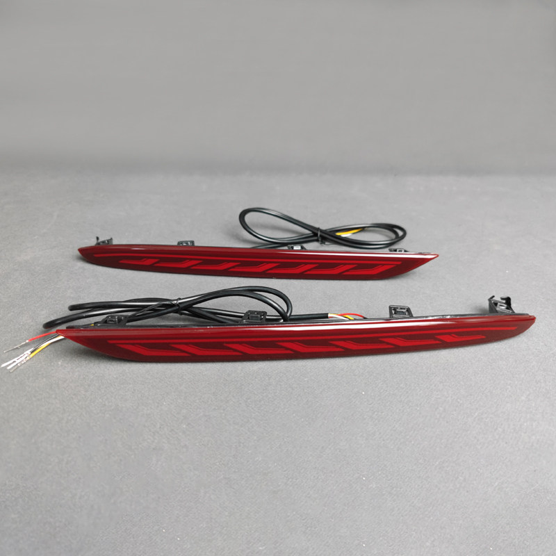 适用于26款吉利五代帝豪后杠灯反光板改装LED刹车警示灯装饰灯