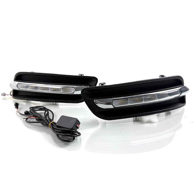 适用于11-12款日产天籁日行灯前雾灯框改装专用LED流水转向装饰灯