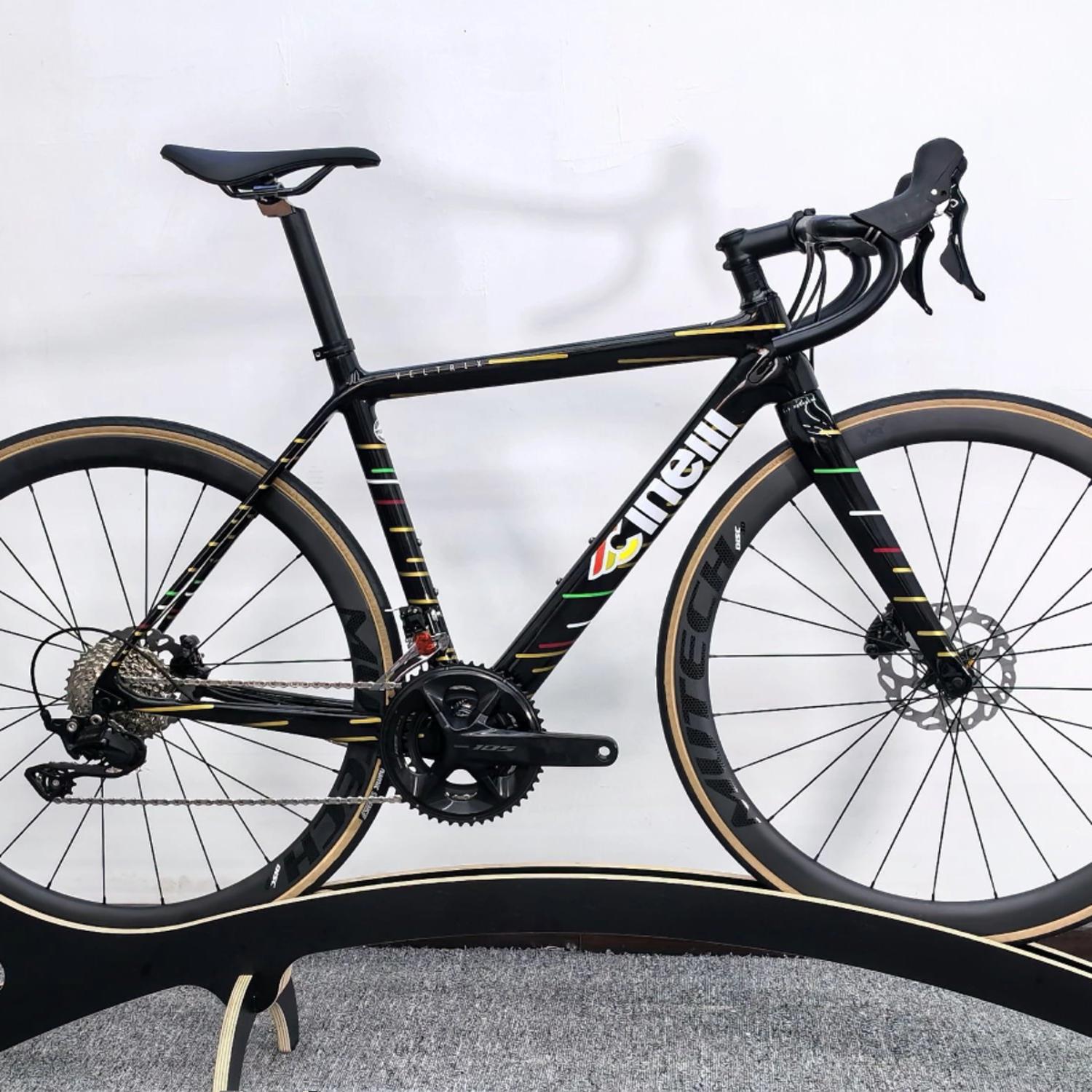 意大利Cinelli西乃力小猎犬碳纤维公路车碳轮7120机械变速自行车