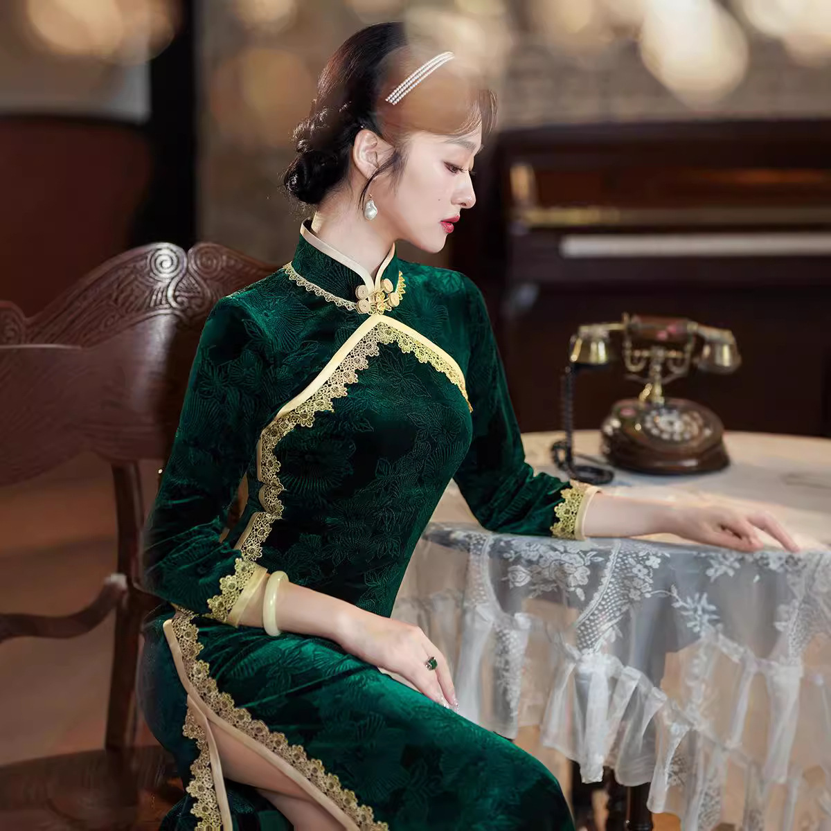 2025年春秋季新款改良旗袍日常改良绿色修身长款长袖复古老上海