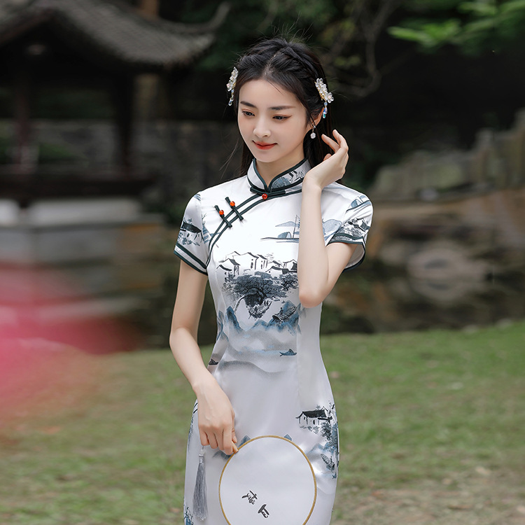 年轻款旗袍时尚中长款2025夏新款显瘦日常短袖修身复古礼服连衣裙