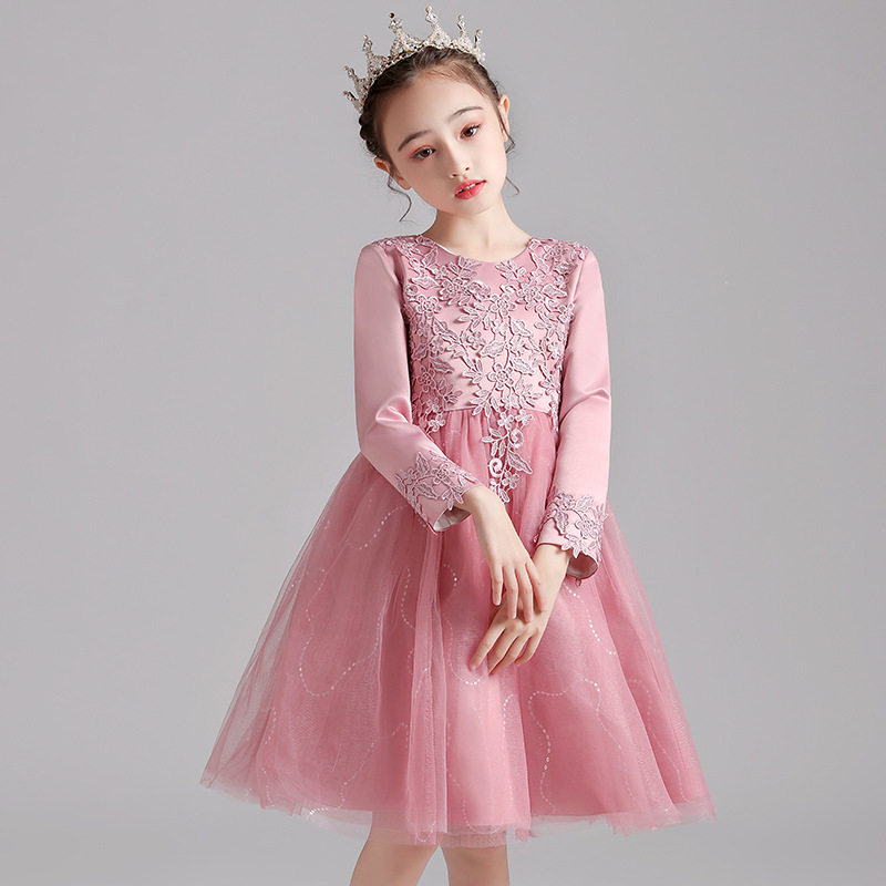 2026新款童装秋款长袖蕾丝拼接网纱蓬蓬裙带蝴蝶结小香风连衣裙