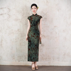 21026春夏新品复古国风日常旗袍新中式植绒修身优雅礼服连衣裙女