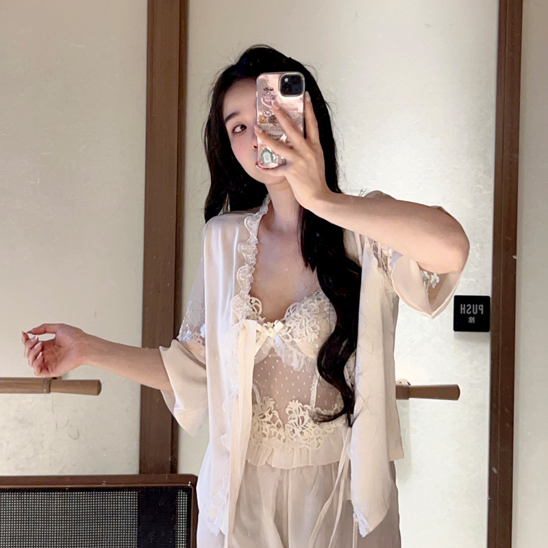 纯欲风性感冰丝睡衣女套装性感吊带短裤带胸四件套可外穿家居服