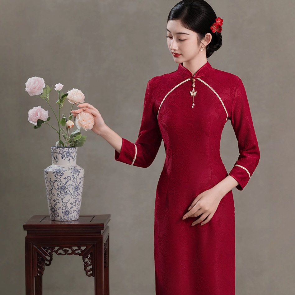 新中式红色长袖旗袍秋季改良订婚结婚敬酒服回门感小个子显瘦礼服