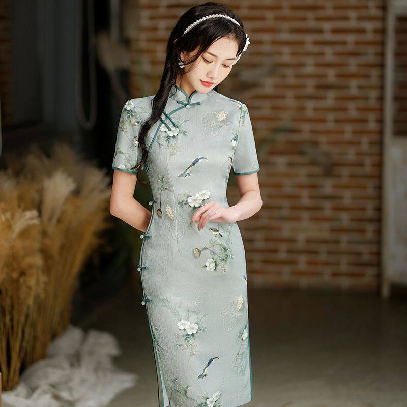 长款开叉时尚复古国潮风丝绒中袖大码演出表演宴会年会妈妈旗袍