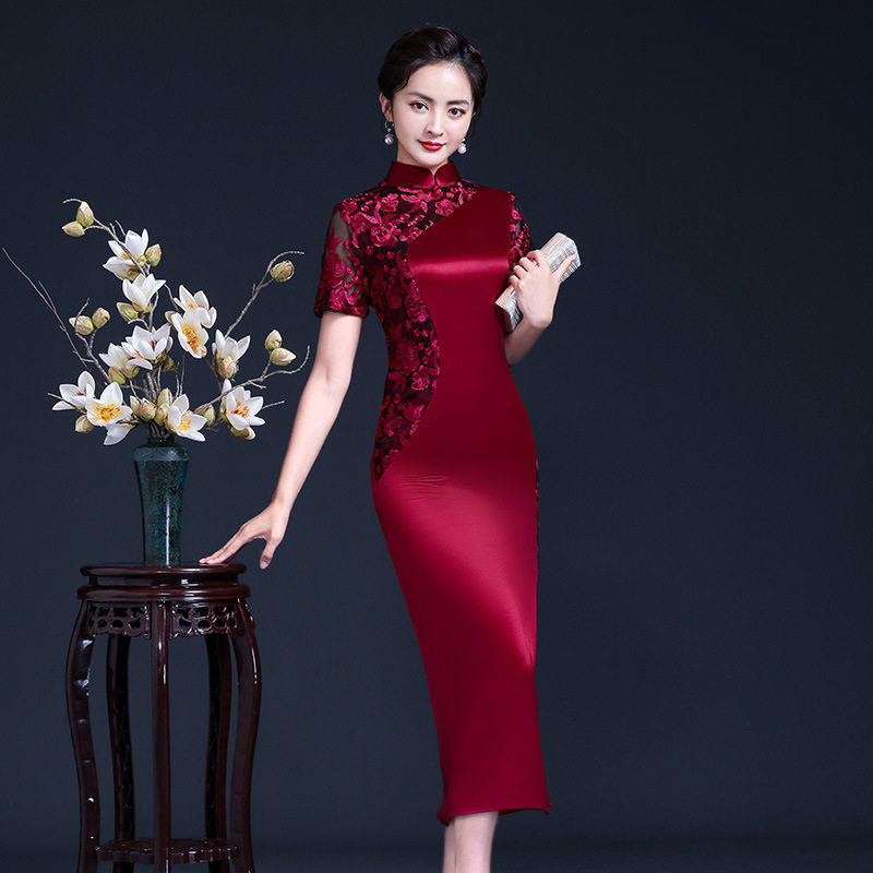 2026年新款复古改良旗袍红色连衣裙长款妈妈装婚宴中式礼服高端女