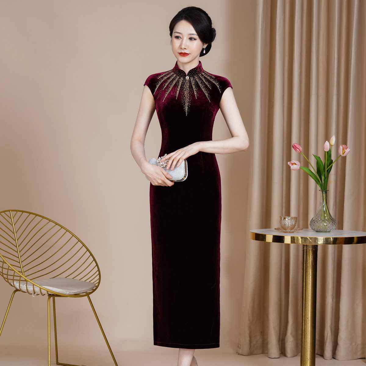 秋季新款改良丝绒旗袍长款无袖修身年轻时尚夏女日常妈妈装敬酒服