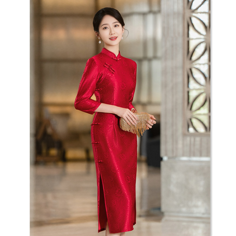 红色旗袍敬酒服新娘结婚2025秋季长袖年轻款改良新中式订婚礼服