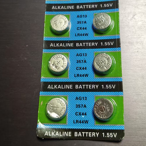 LR44数显游标卡尺纽扣电池